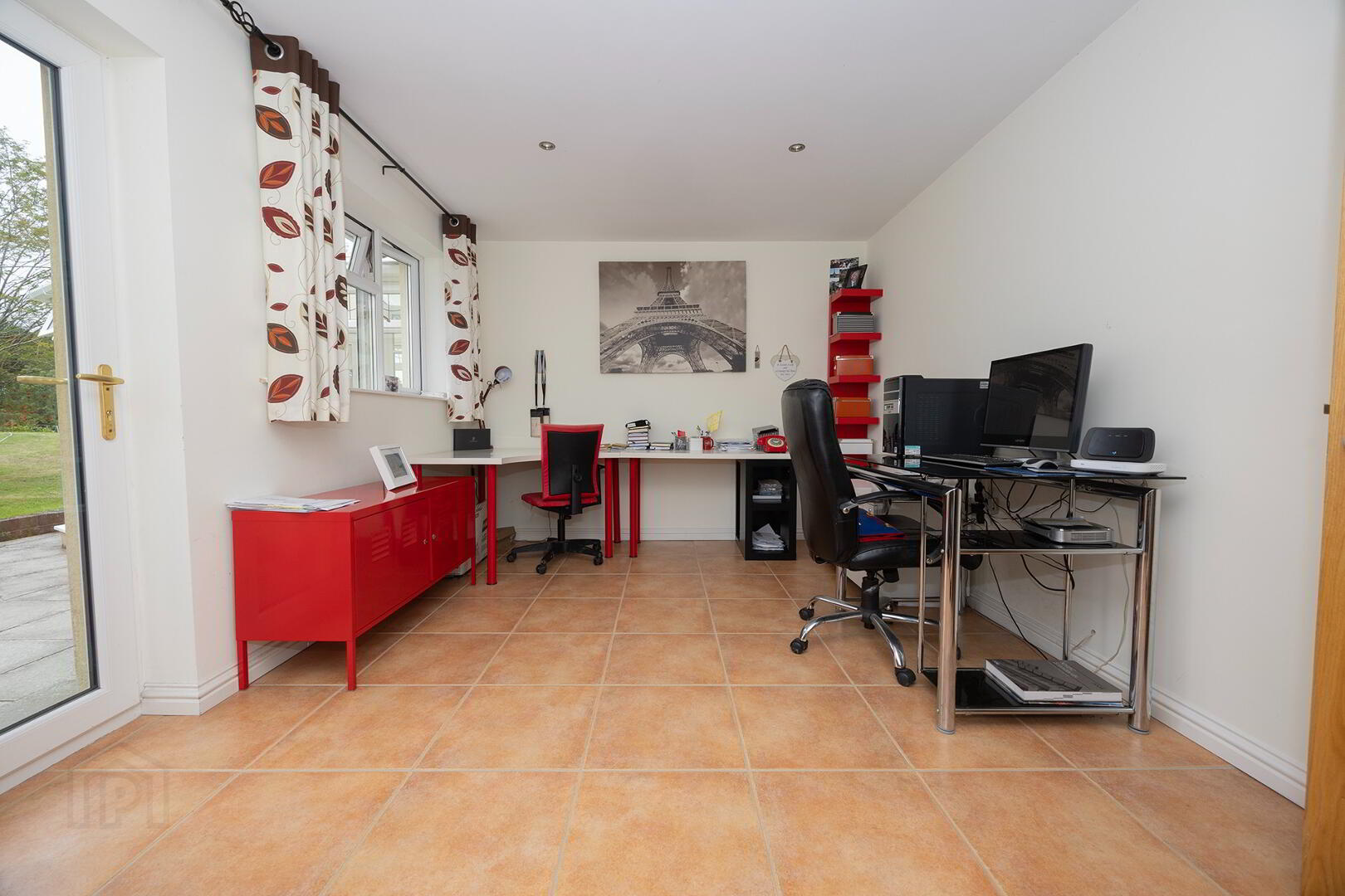 24 Crossgar Road East 18 of 42