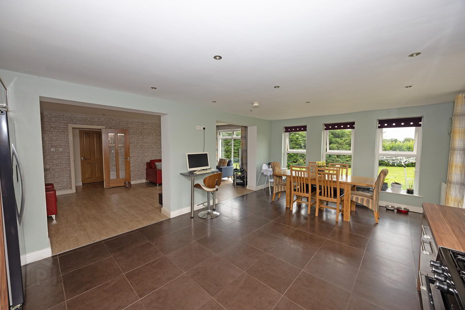 24 Crossgar Road East 26 of 42
