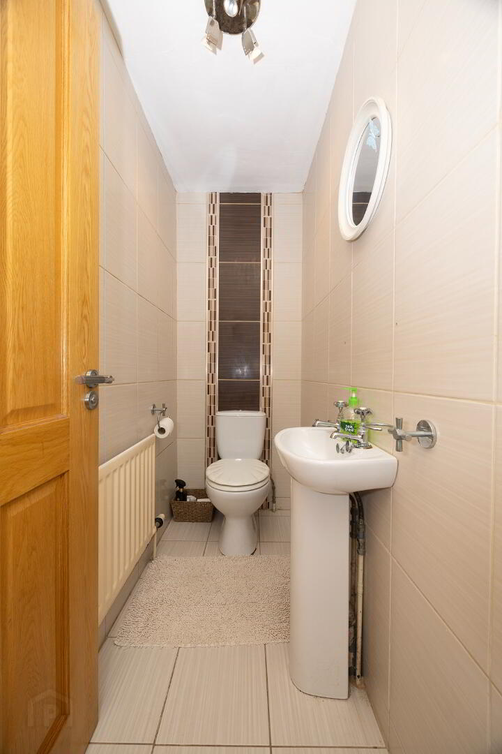 24 Crossgar Road East 27 of 42