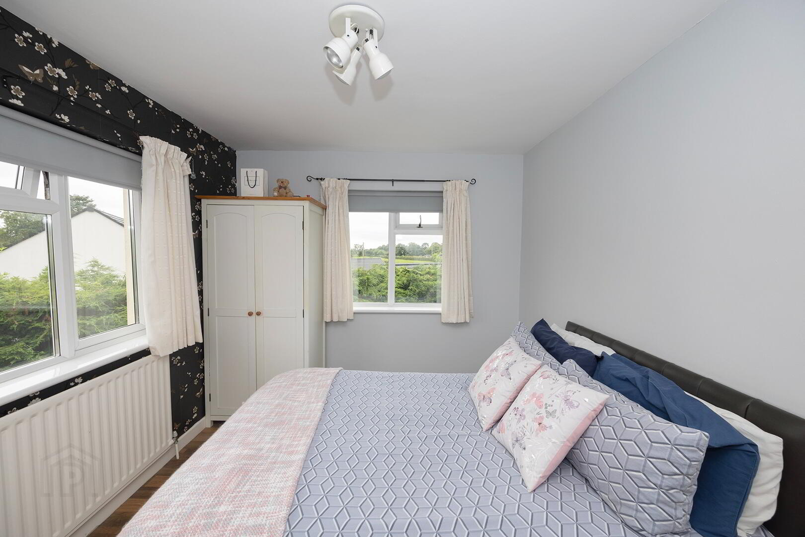 24 Crossgar Road East 30 of 42