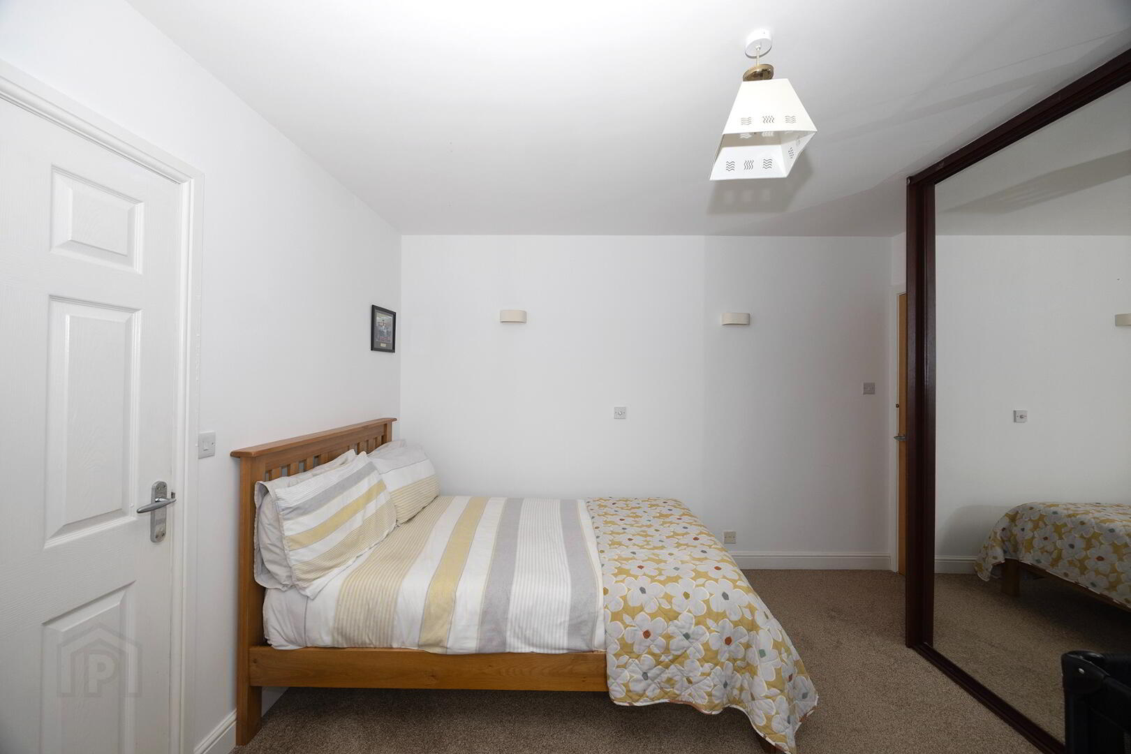 24 Crossgar Road East 35 of 42