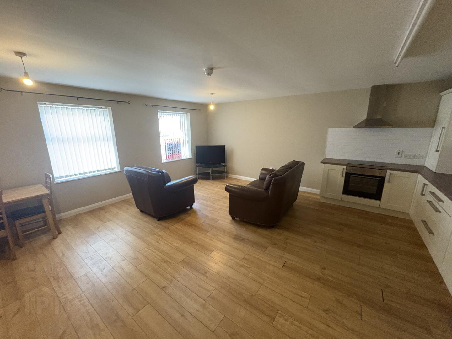 property description image