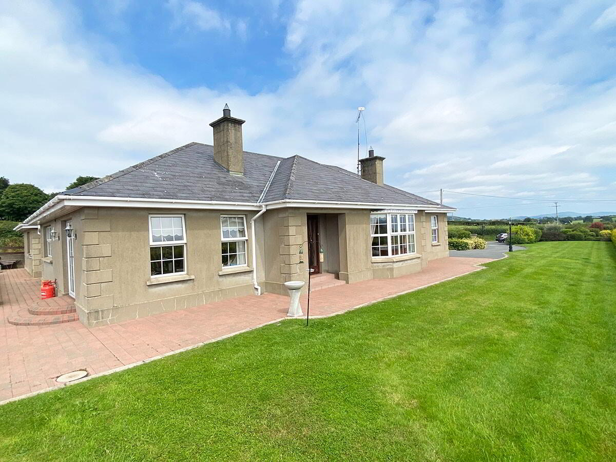 25 Gransha Road 1 of 23