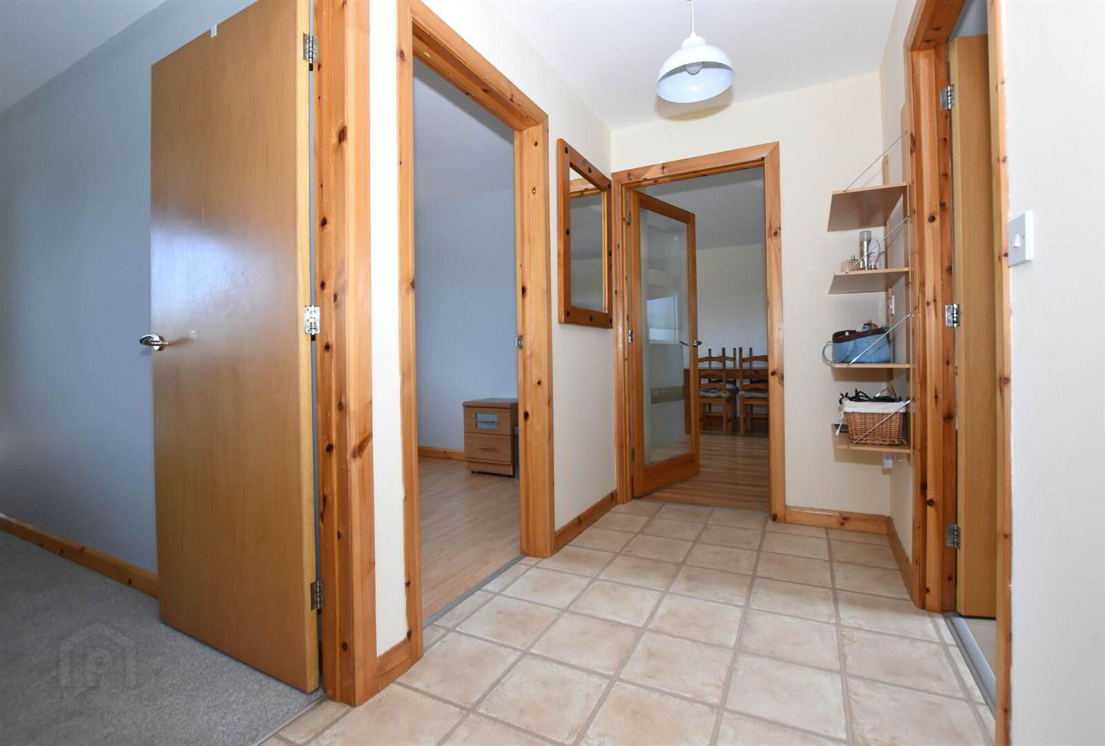 32b Mark Street 3 of 11