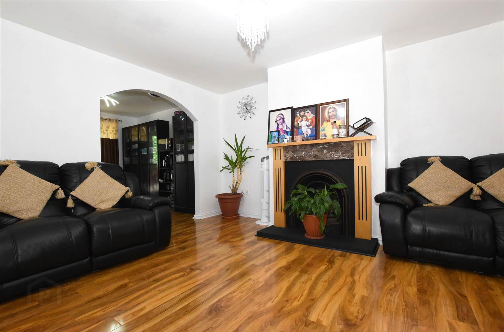 21 Larksborough Avenue 4 of 18