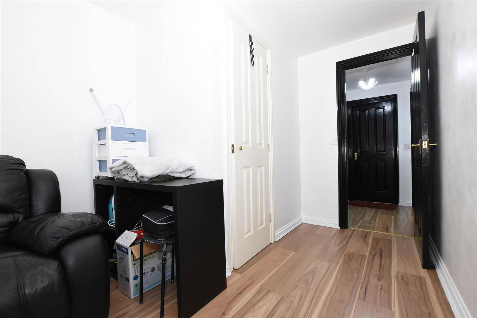 21 Larksborough Avenue 13 of 18