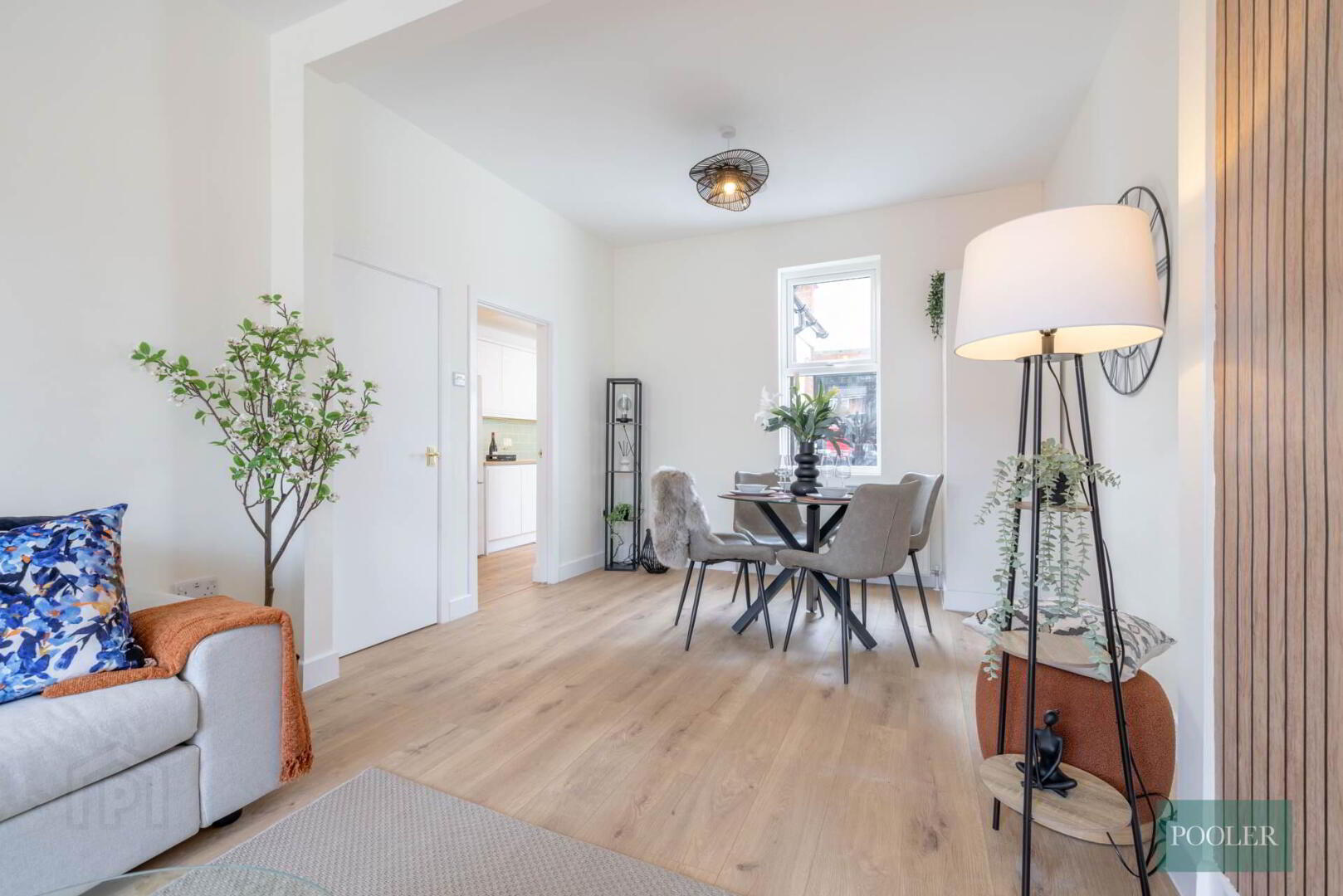 7 Willowfield Street 24 of 83