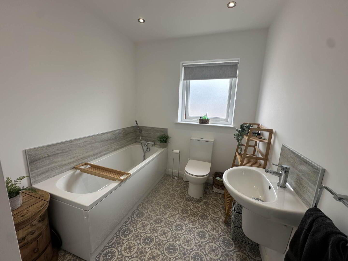 83 Blackthorn Rise 6 of 16