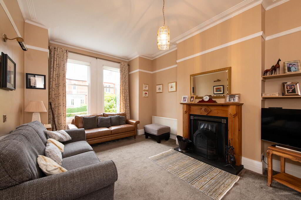 4 Waterloo Gardens 5 of 31