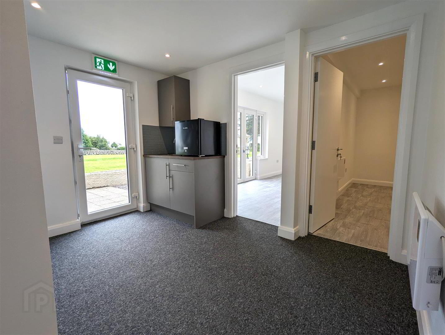 Treatment Rooms, 85 Mill Road 3 of 8