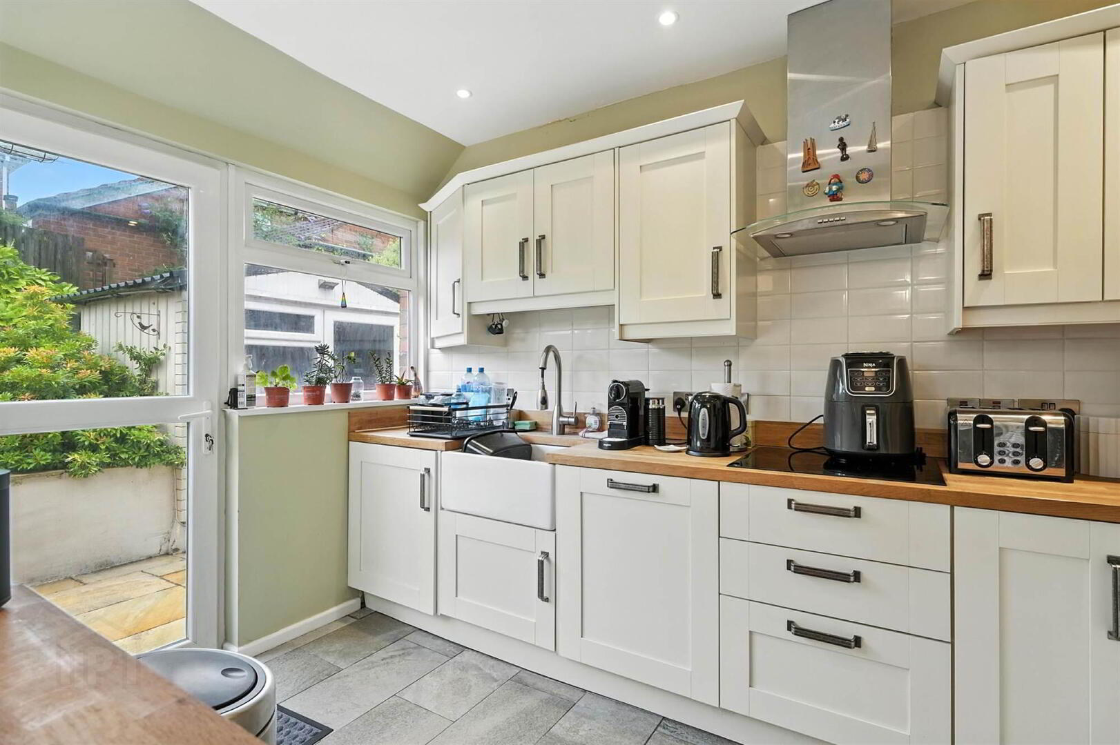 94 Orangefield Avenue 6 of 17