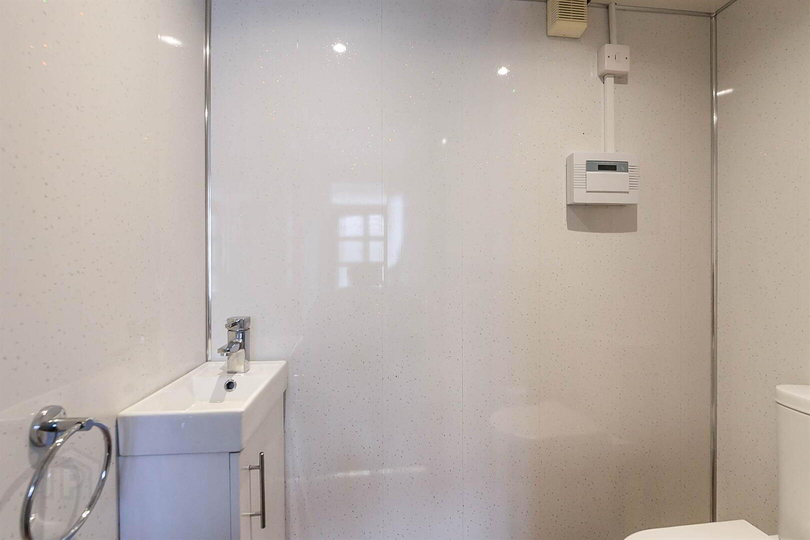 31 Parkgate Ave 15 of 21