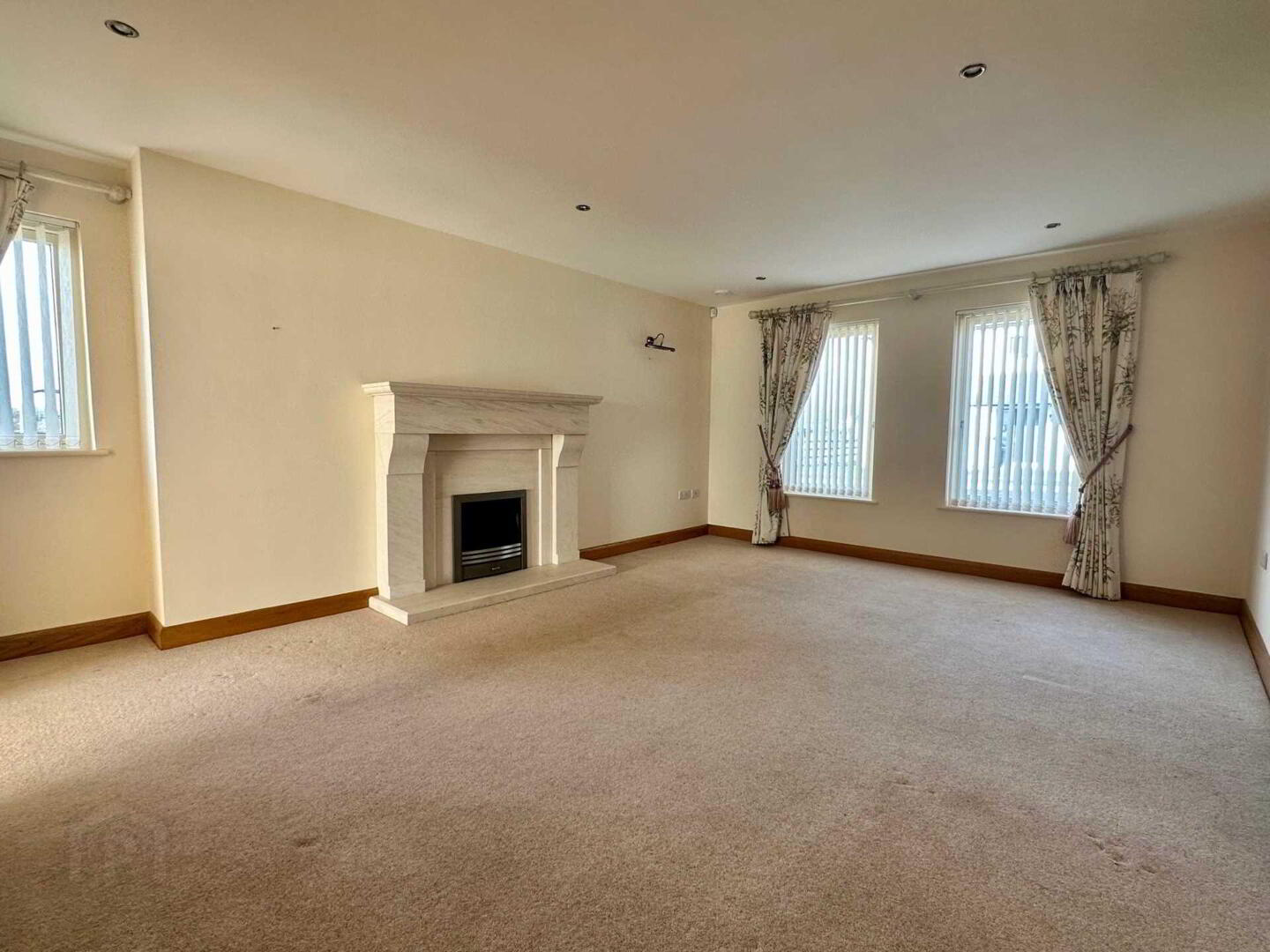 property description image