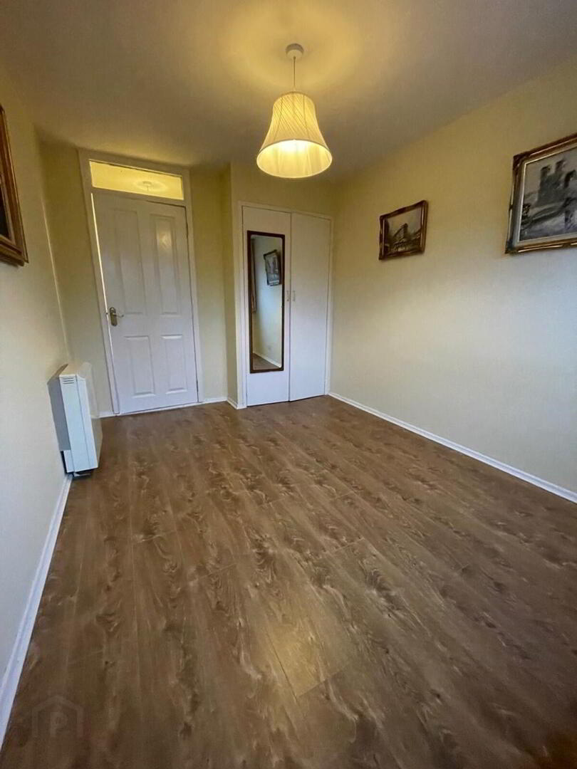 6d Ferndale House 8 of 9