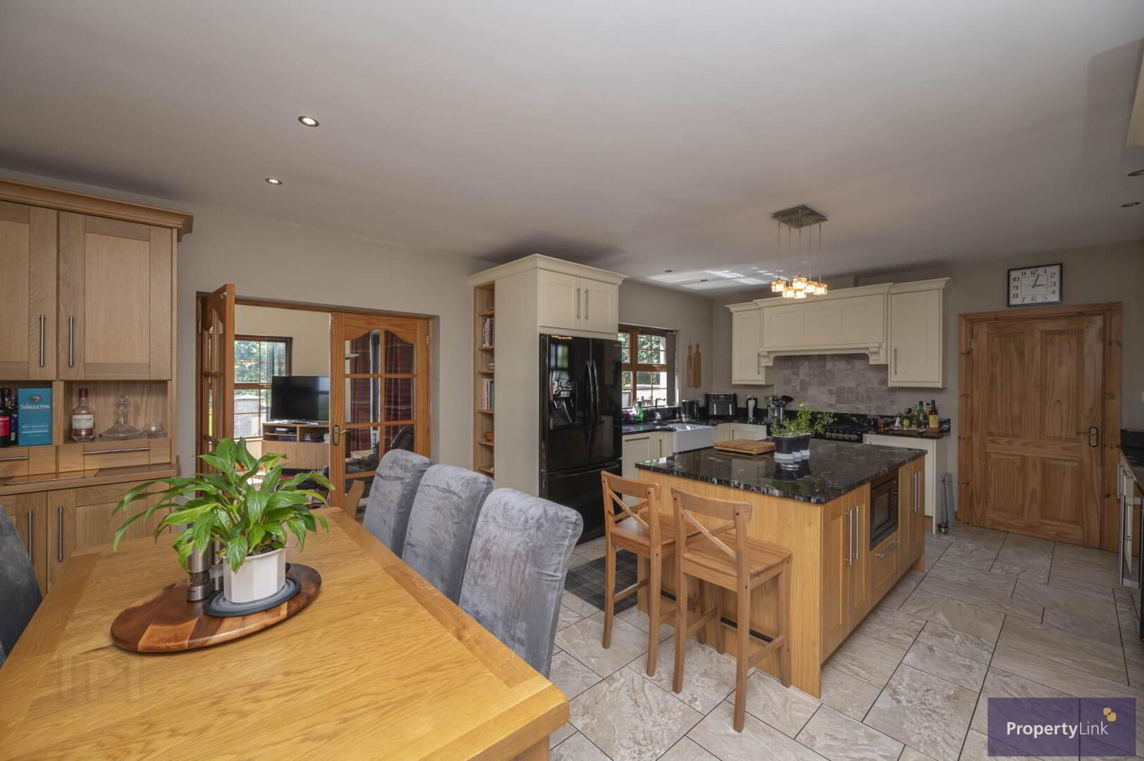 37 Cladymore Road 6 of 25