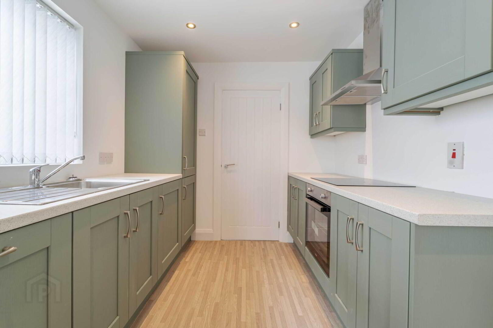 95 Hillhall Road 8 of 16