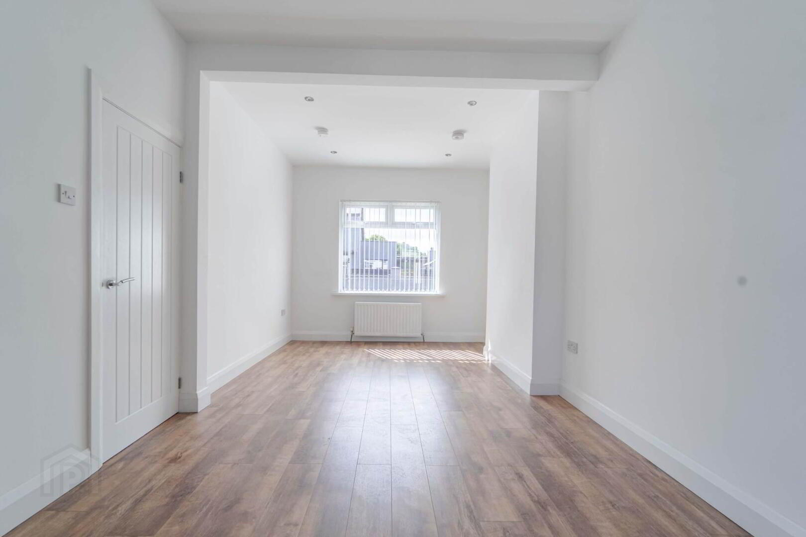 95 Hillhall Road 4 of 16