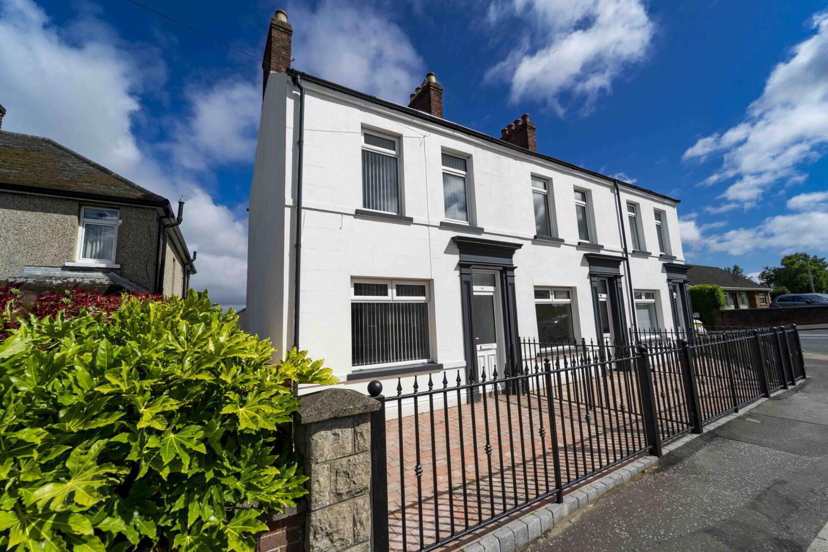 95 Hillhall Road 1 of 16