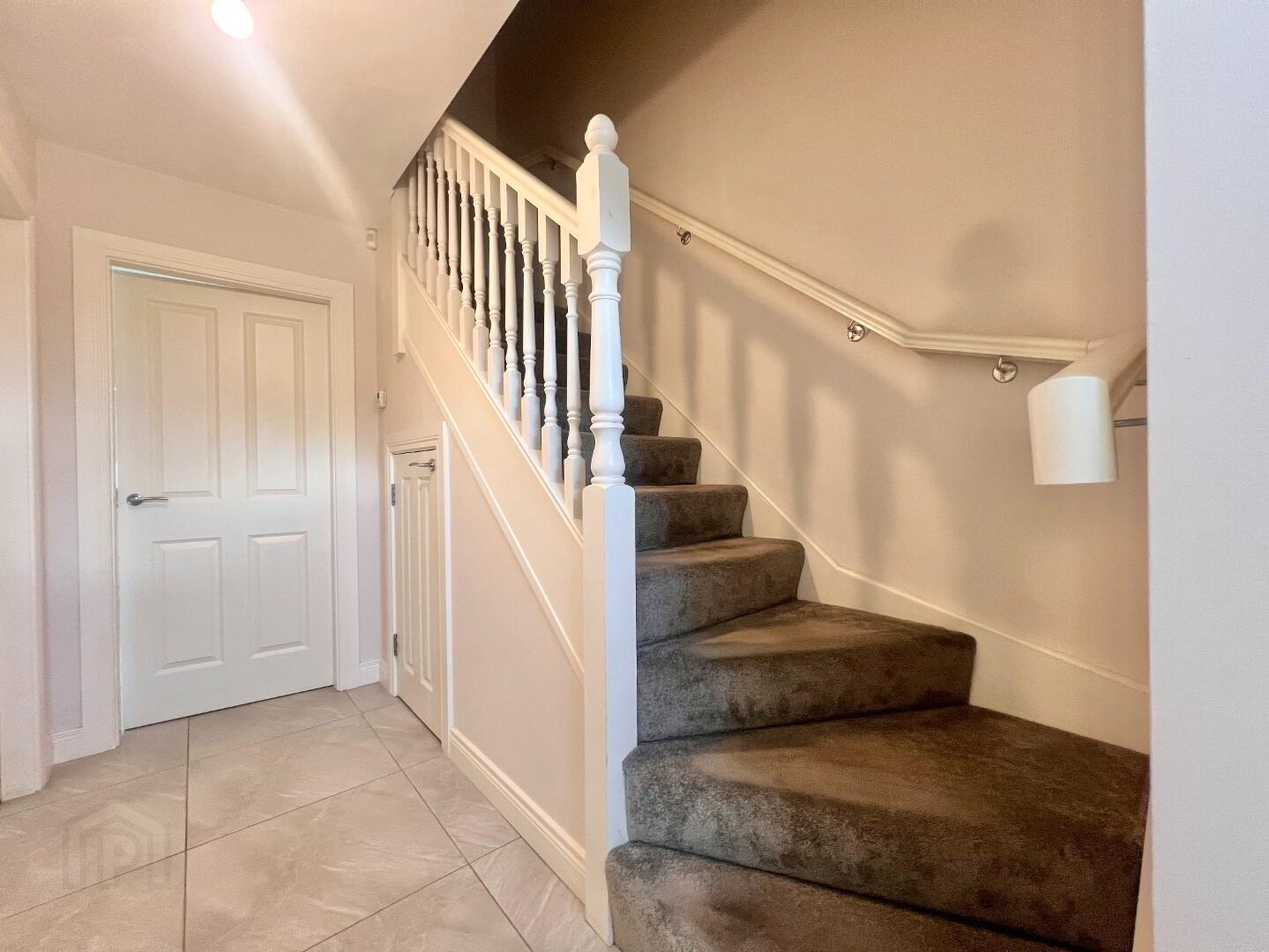 61 Foxfield Park 7 of 16