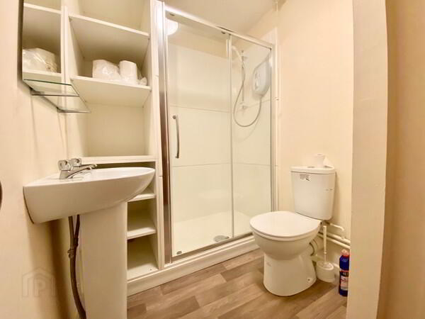 Tyrone House, 83 Ormeau Avenue 10 of 12