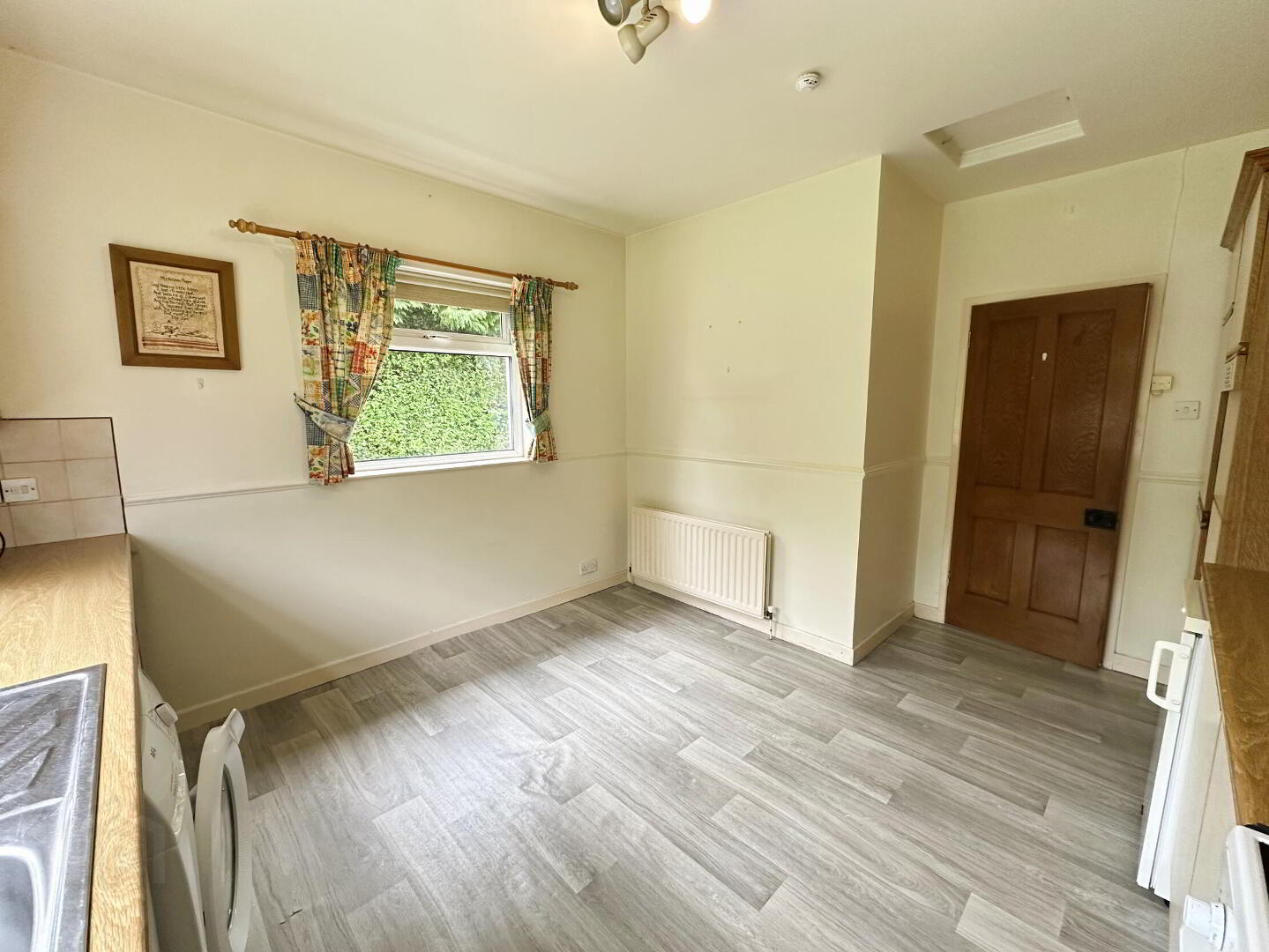 1 Ashley Gardens 8 of 16