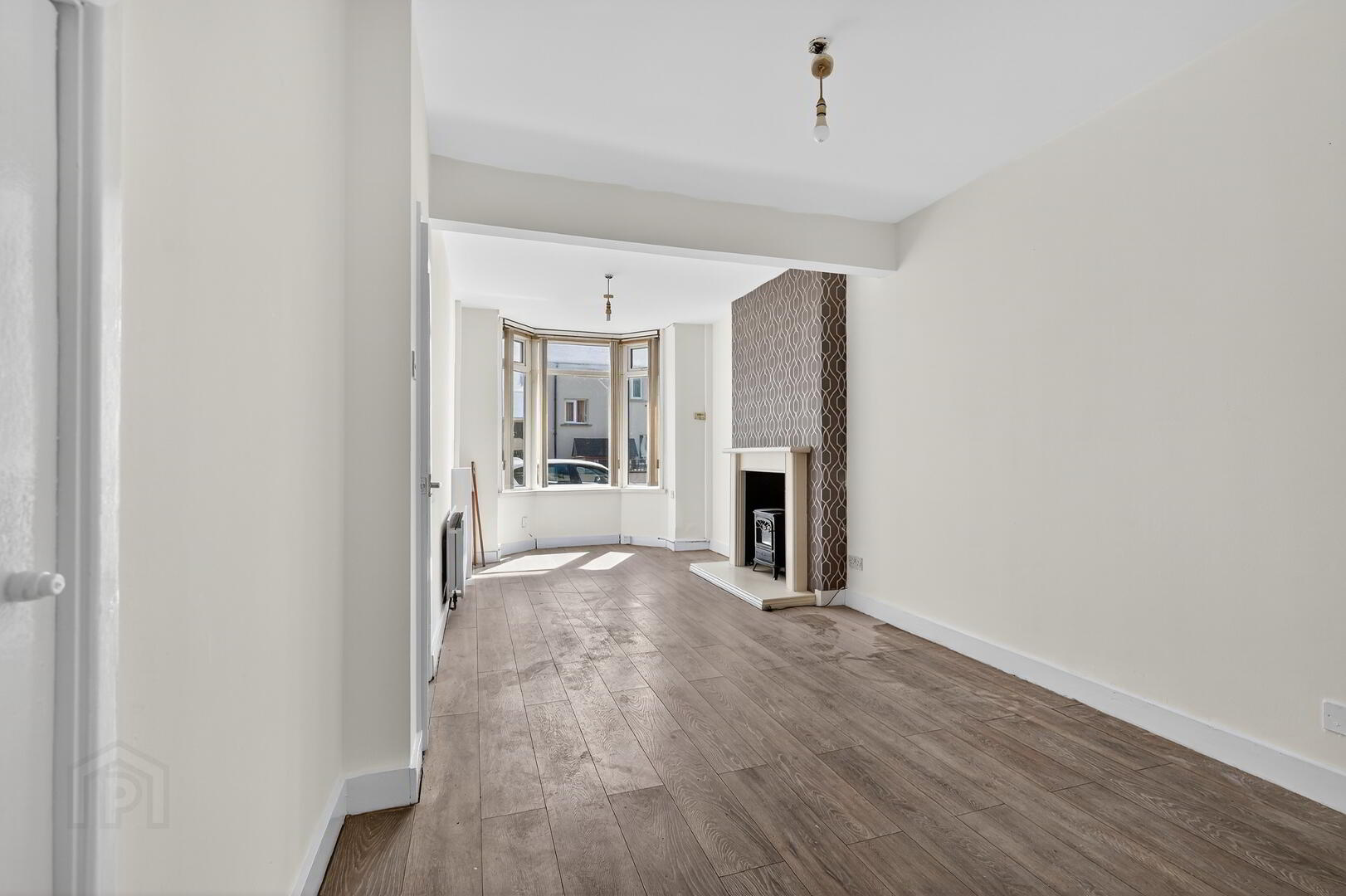 12 Ardenvohr Street 7 of 17
