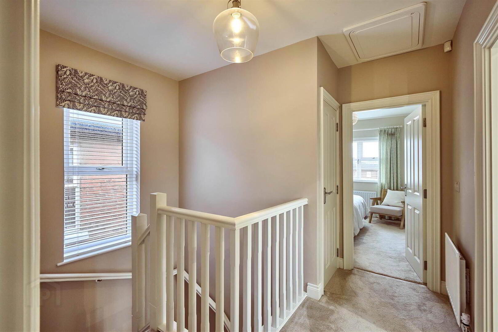 38 Helens Wood Lane 7 of 15