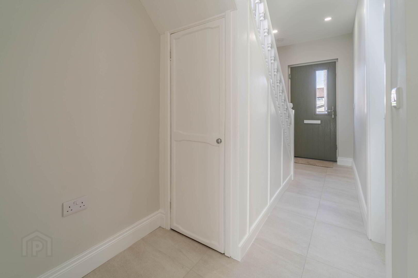 96 Moss Road 3 of 17
