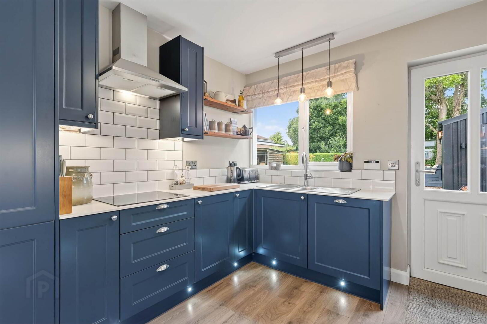 31a Locksley Gardens 16 of 28