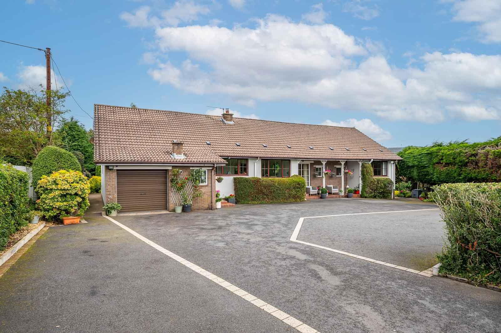 8 Ballyrogan Park 1 of 40