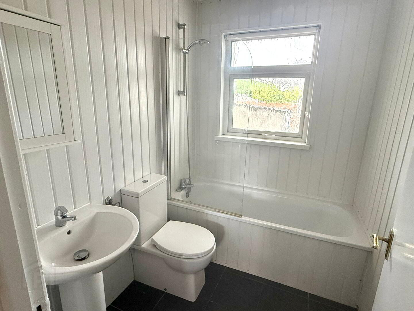4 Beechwood Avenue 15 of 16