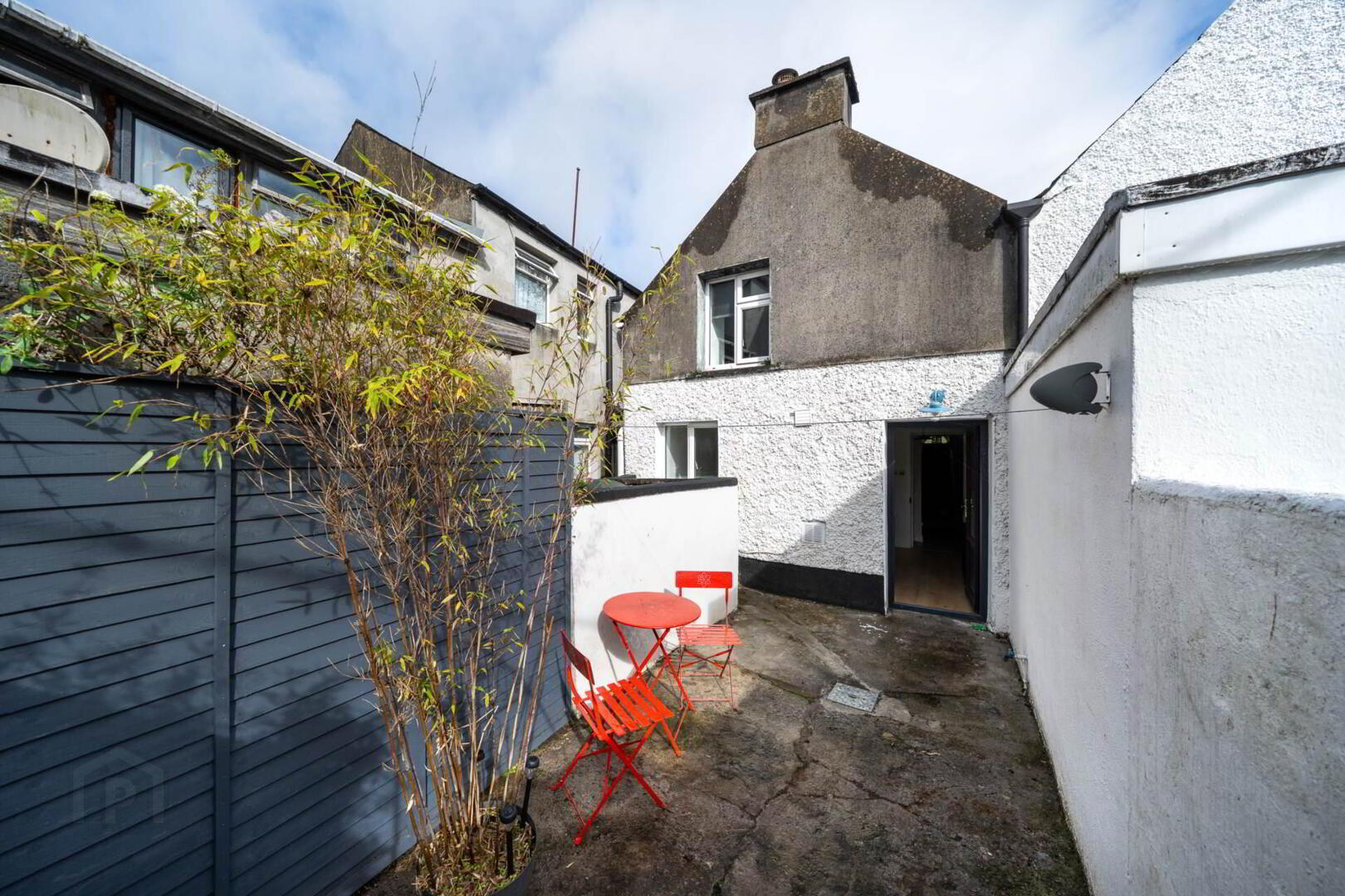 5 Court Devenish 18 of 31