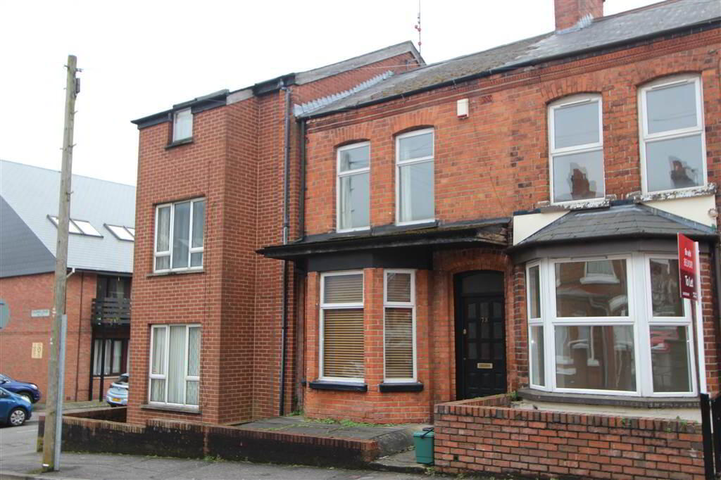 73 Sandhurst Gardens 1 of 9