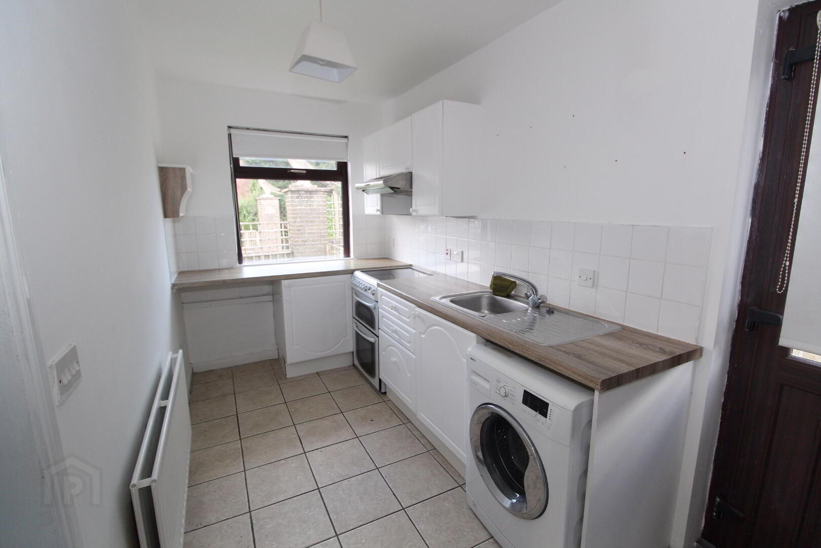 40a Nettlehill Road 4 of 11