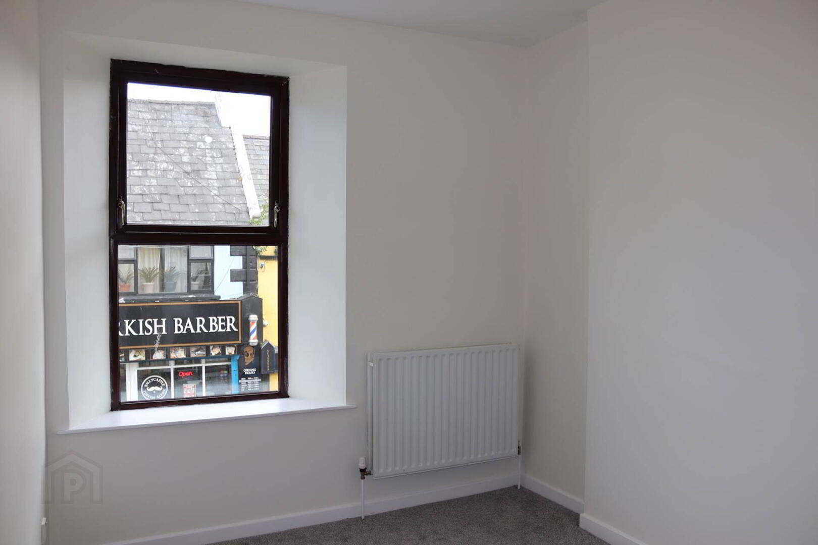 61a Castle Street 6 of 8