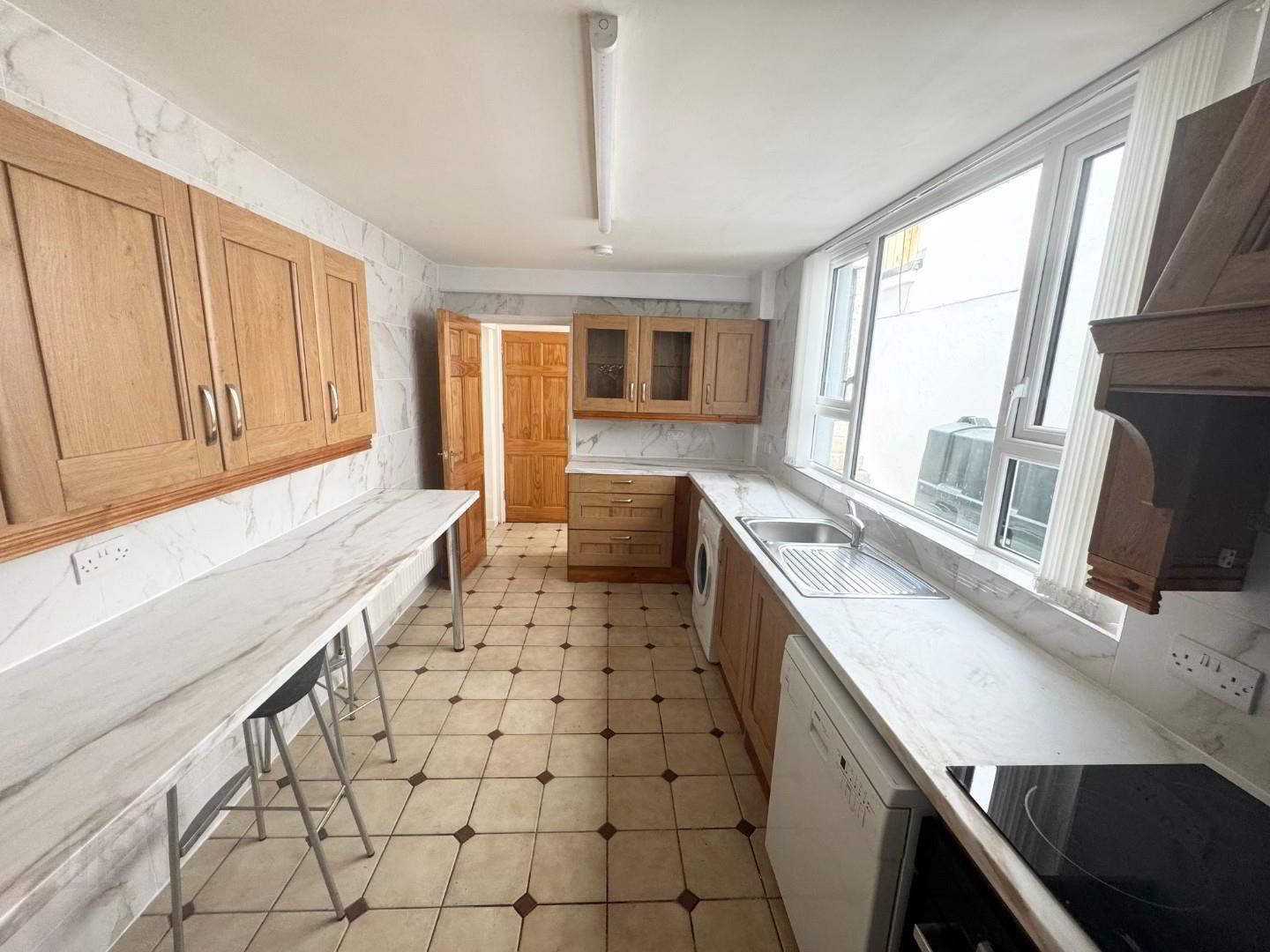 16 Marlborough Terrace 10 of 20