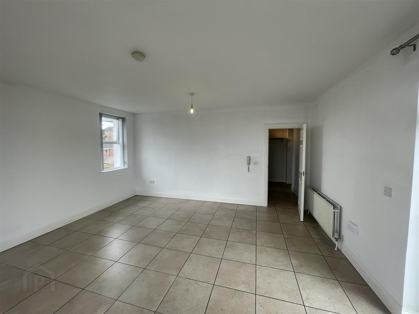 Apt 40, 12 Old Brewery Lane 4 of 18