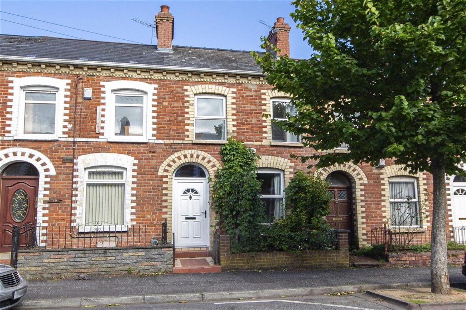 32 Jerusalem Street 1 of 8