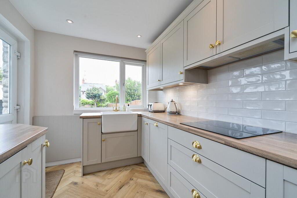 388 Castlereagh Road 7 of 22