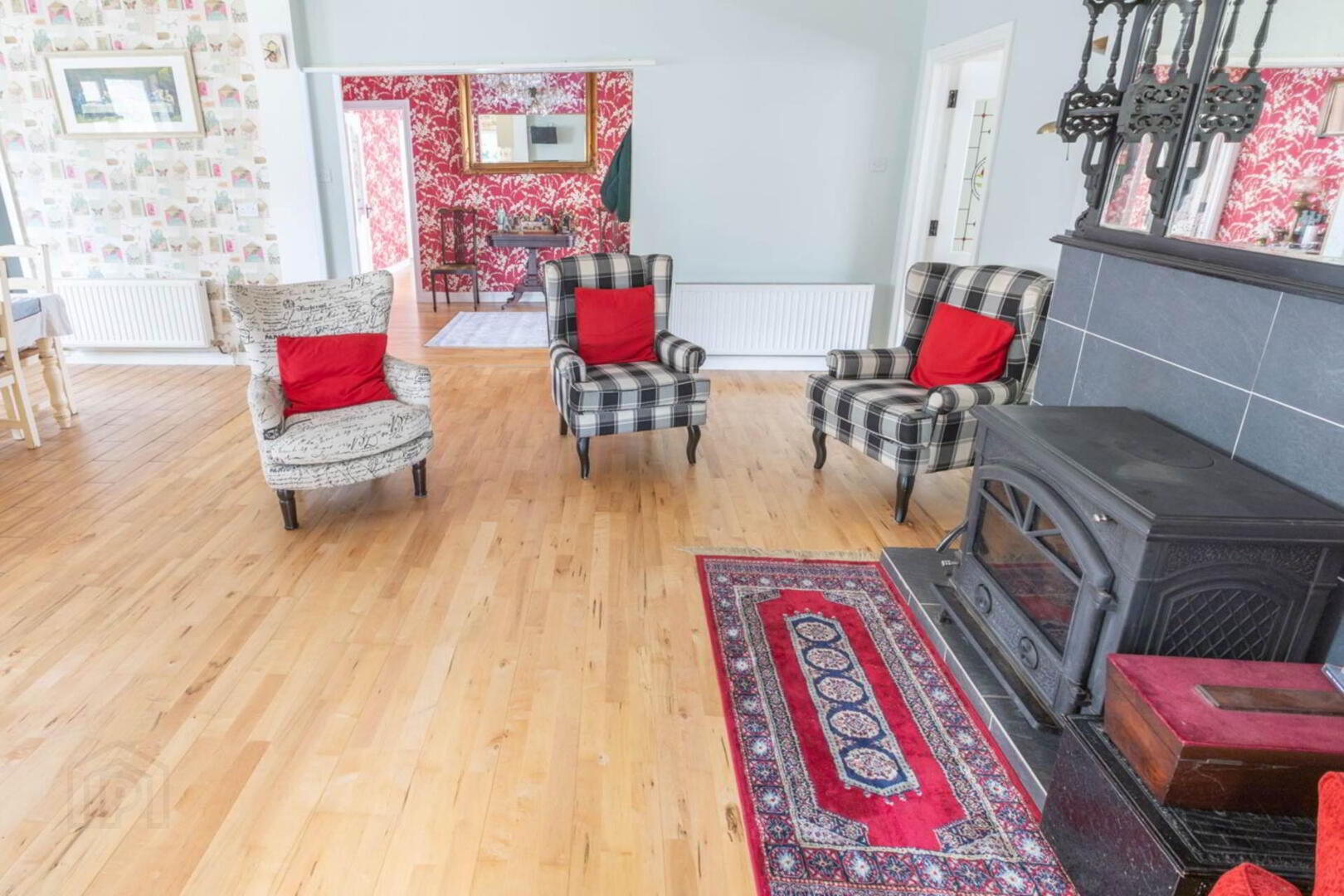 The Residence, Main Street 14 of 96