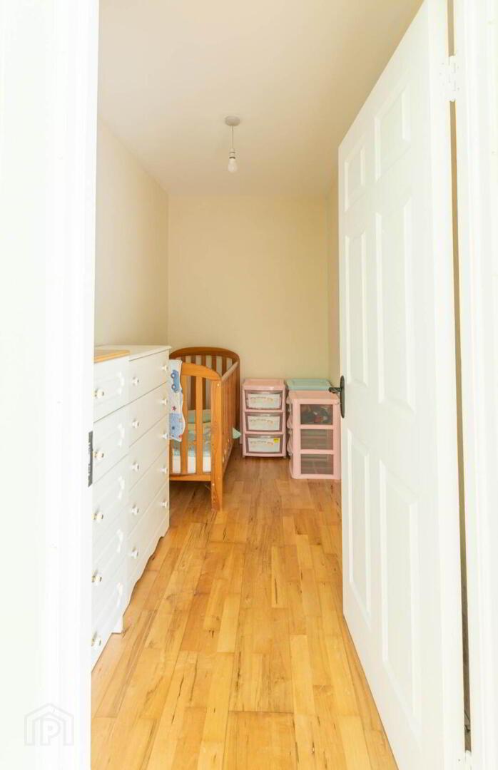 The Residence, Main Street 38 of 96