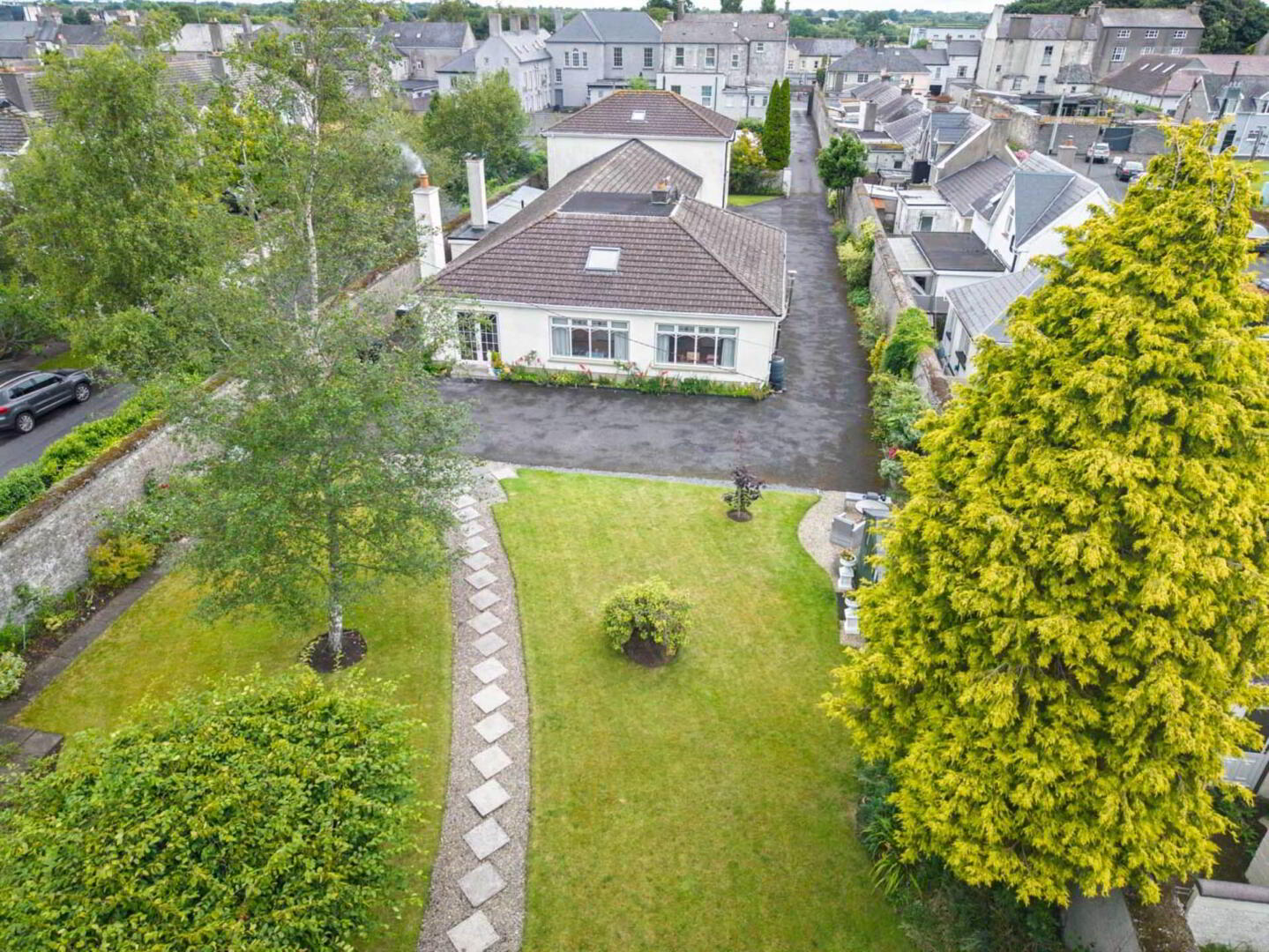 The Residence, Main Street 92 of 96