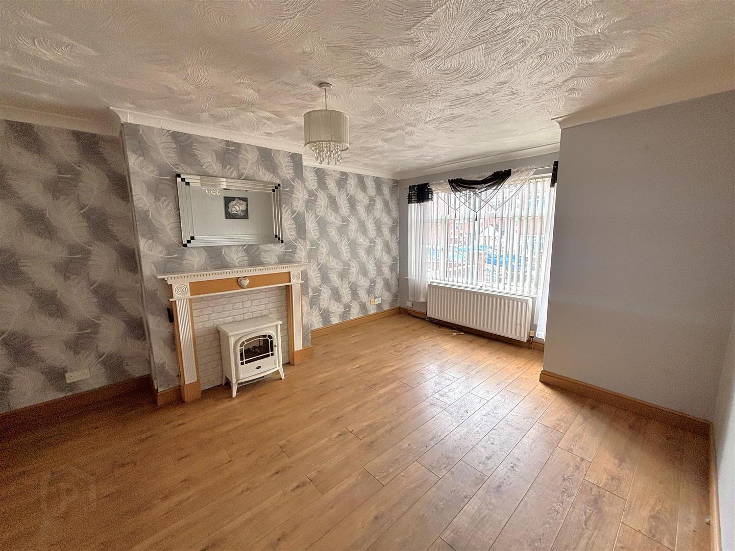 19 Ambleside Court 5 of 17