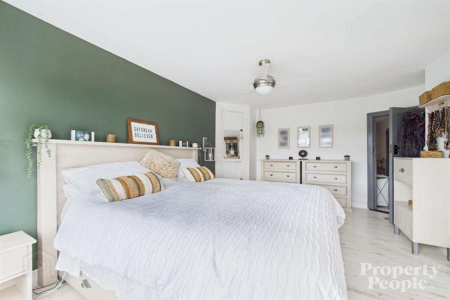 49 Lansdowne Road 12 of 30