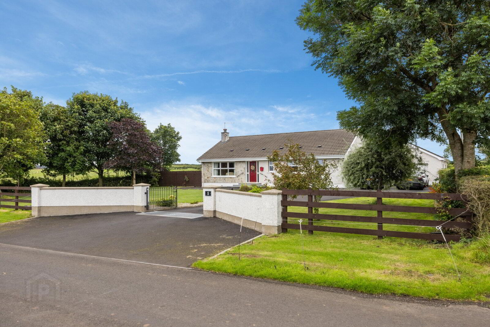 property description image
