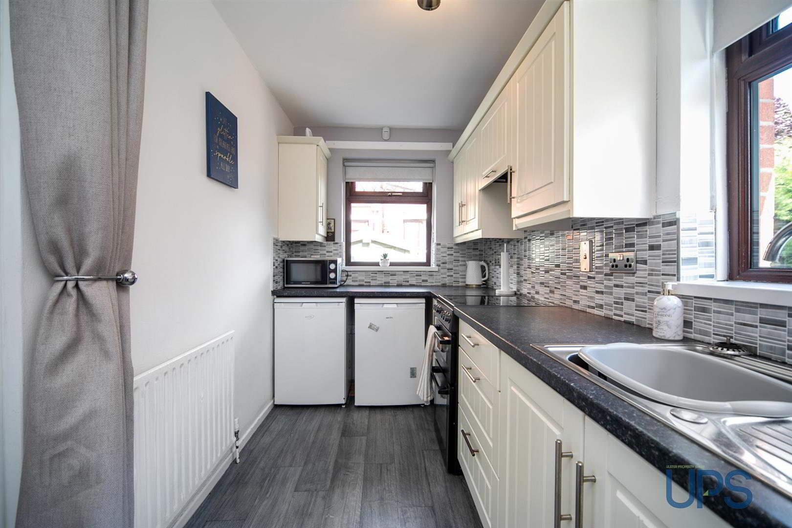 37 Andersonstown Park 7 of 29