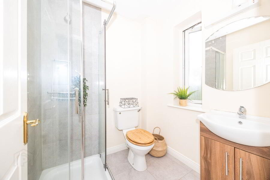 22 Baldara Court 6 of 17