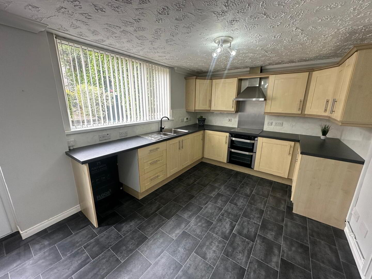 144 Doagh Road 6 of 17