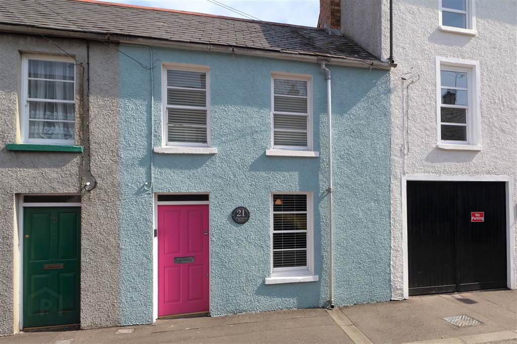 21 Plantation Street 1 of 11