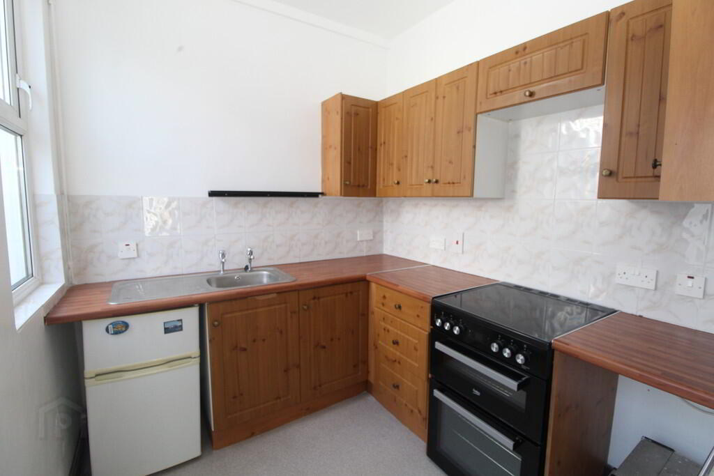 "Primrose Cottages", 55 Longlands Road 4 of 13